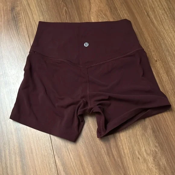 Lululemon High Waisted ~4.5” Align shorts - Picture 3 of 5